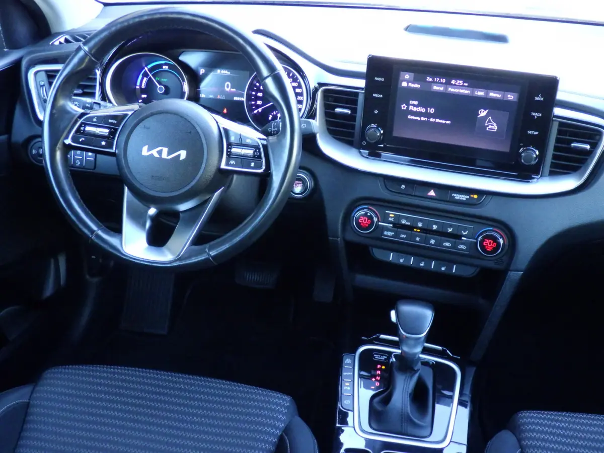1.6 GDI Plug-In PHEV DynamicLine, Camera, Cruise, Facelift!
