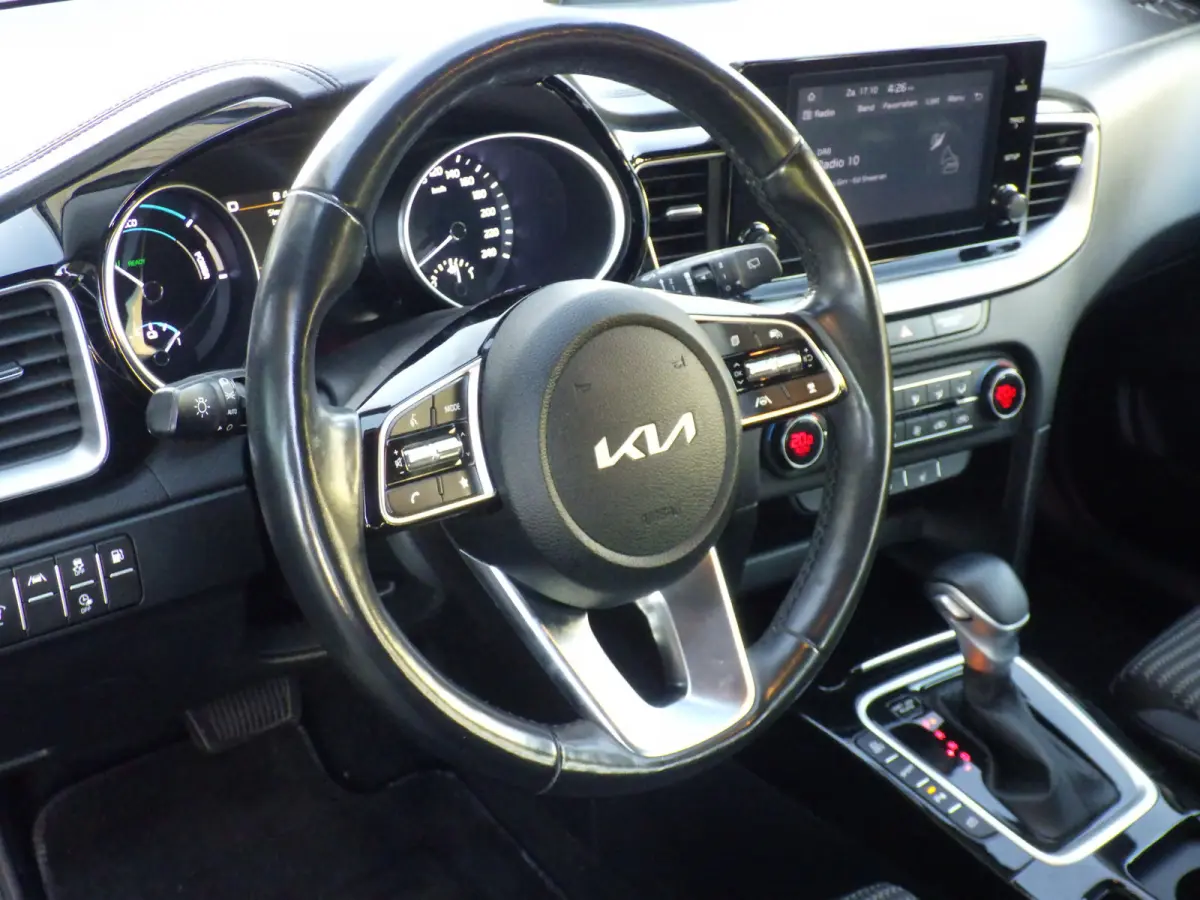 1.6 GDI Plug-In PHEV DynamicLine, Camera, Cruise, Facelift!
