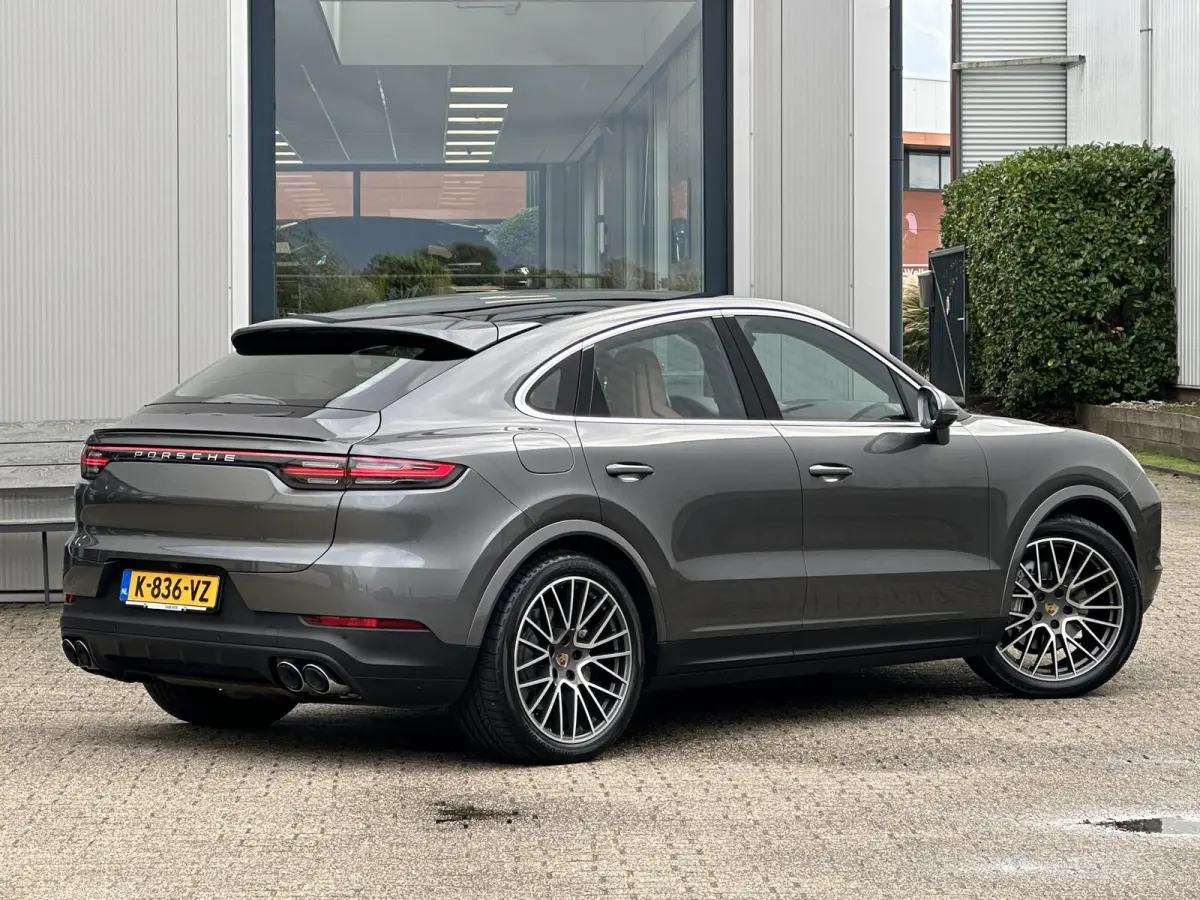 3.0 E-Hybrid |NL-Auto|Sportuitlaat|Luchtvering|Soft-Close|21"|Trekhaak elektr.|Achterasbesturing