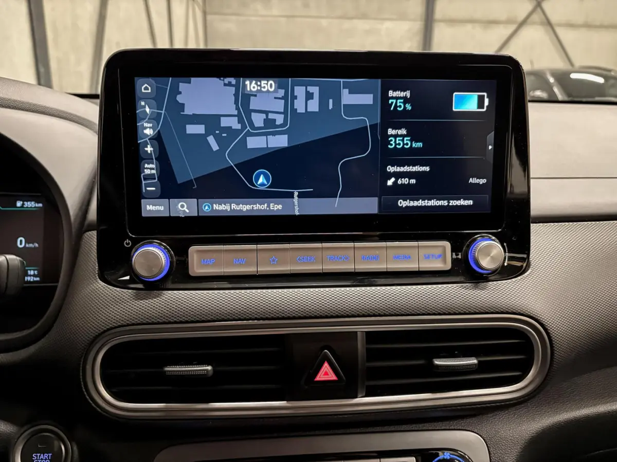 EV Comfort Smart 64 kWh|1e EIGENAAR|SOH 99%|ADAPT.CRUISE|CLIMATE|KEYLESS|CARPLAY