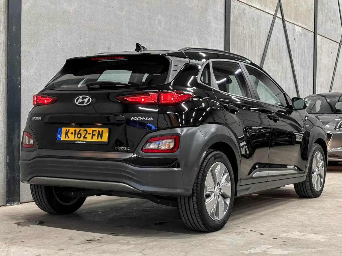 EV Comfort Smart 64 kWh|1e EIGENAAR|SOH 99%|ADAPT.CRUISE|CLIMATE|KEYLESS|CARPLAY
