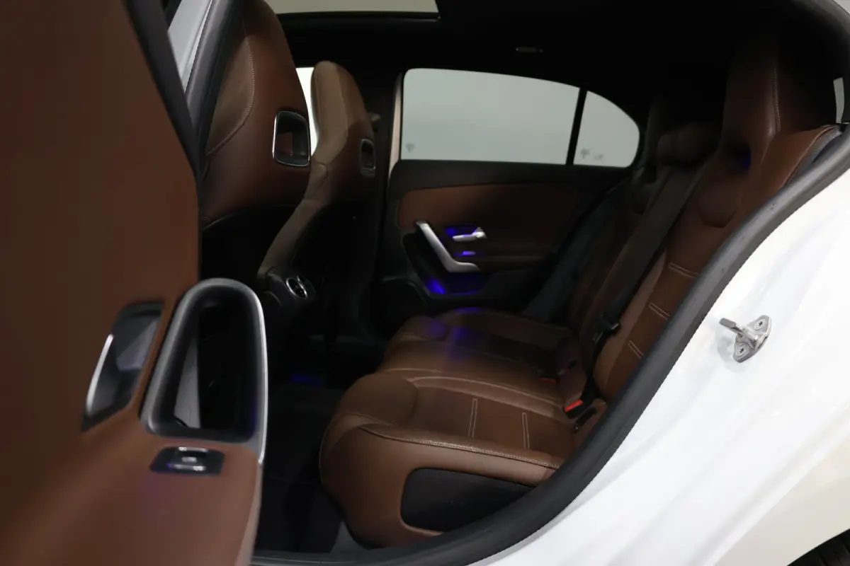 200 AMG Line LED/VIRTUAL/SFEER/PANORAMADAK/LEER+S.VERWARMING+MEMORY/360/LINE/ACC/ECC/12 MDN GARANTIE!