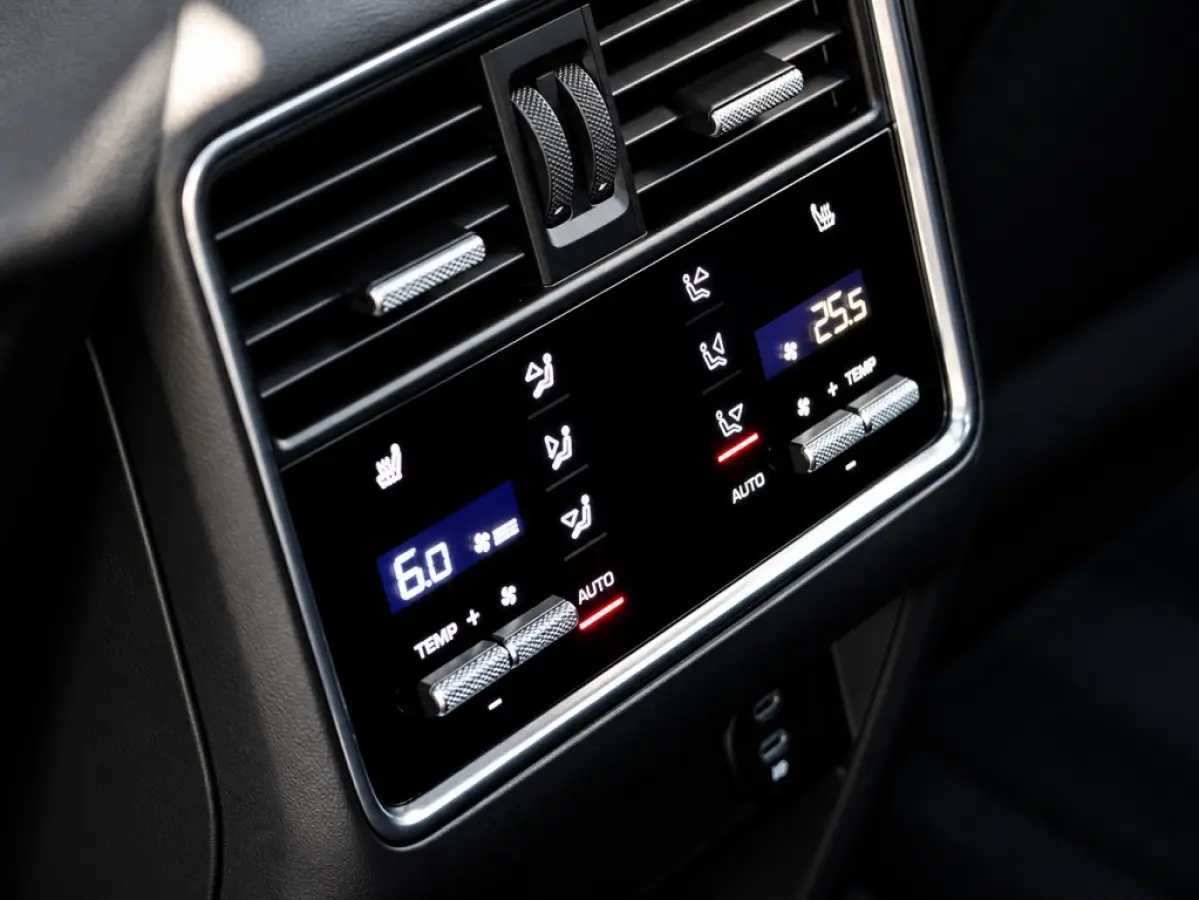 3.0 E-Hybrid incl. BTW Pano Trekhaak etc.