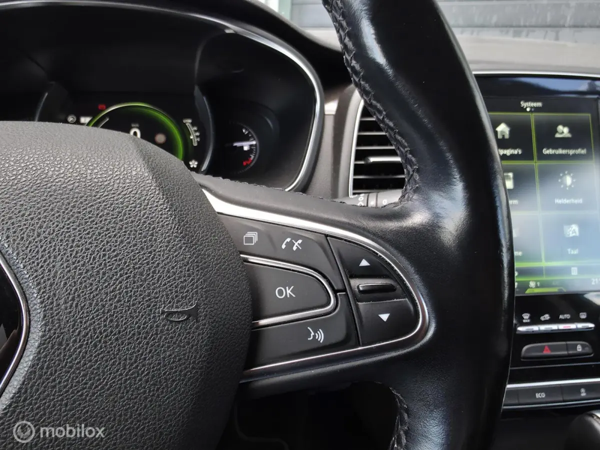 1.6 TCe / Bose / Half leder / Navi
