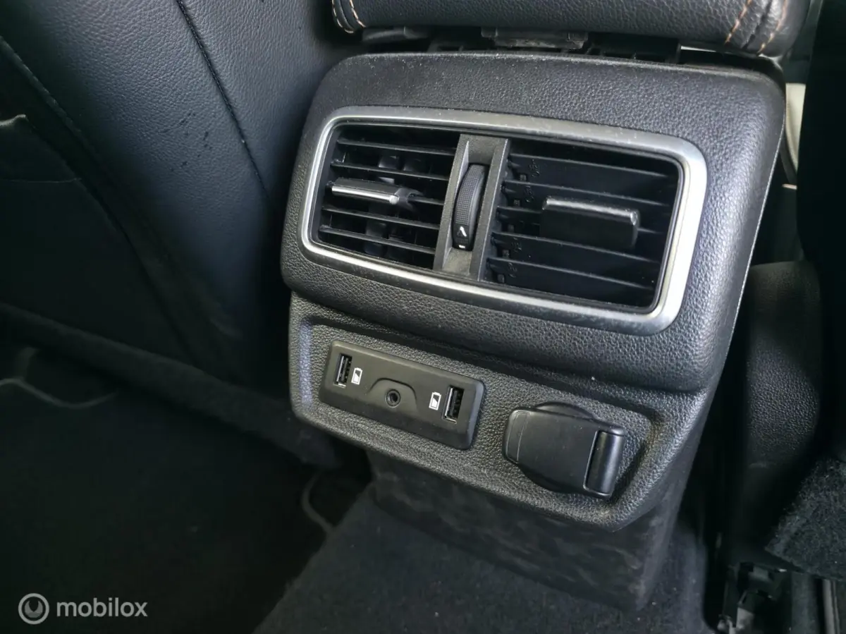 1.6 TCe / Bose / Half leder / Navi