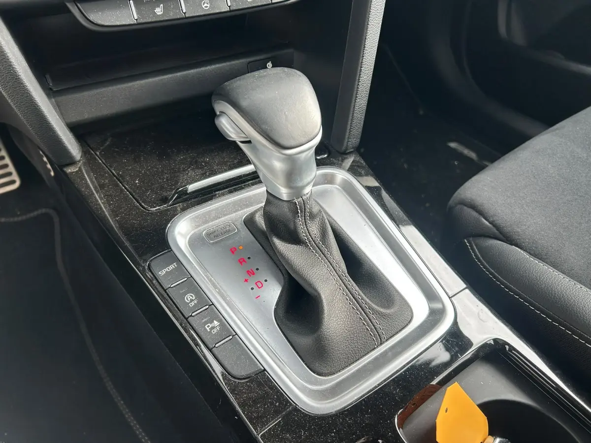 1.4 T-GDI GT-PLUSLINE I AUTOMAAT I MEMORY SEATS I STOELVERWARMING I P-CAMERA I APPLE CARPLAY