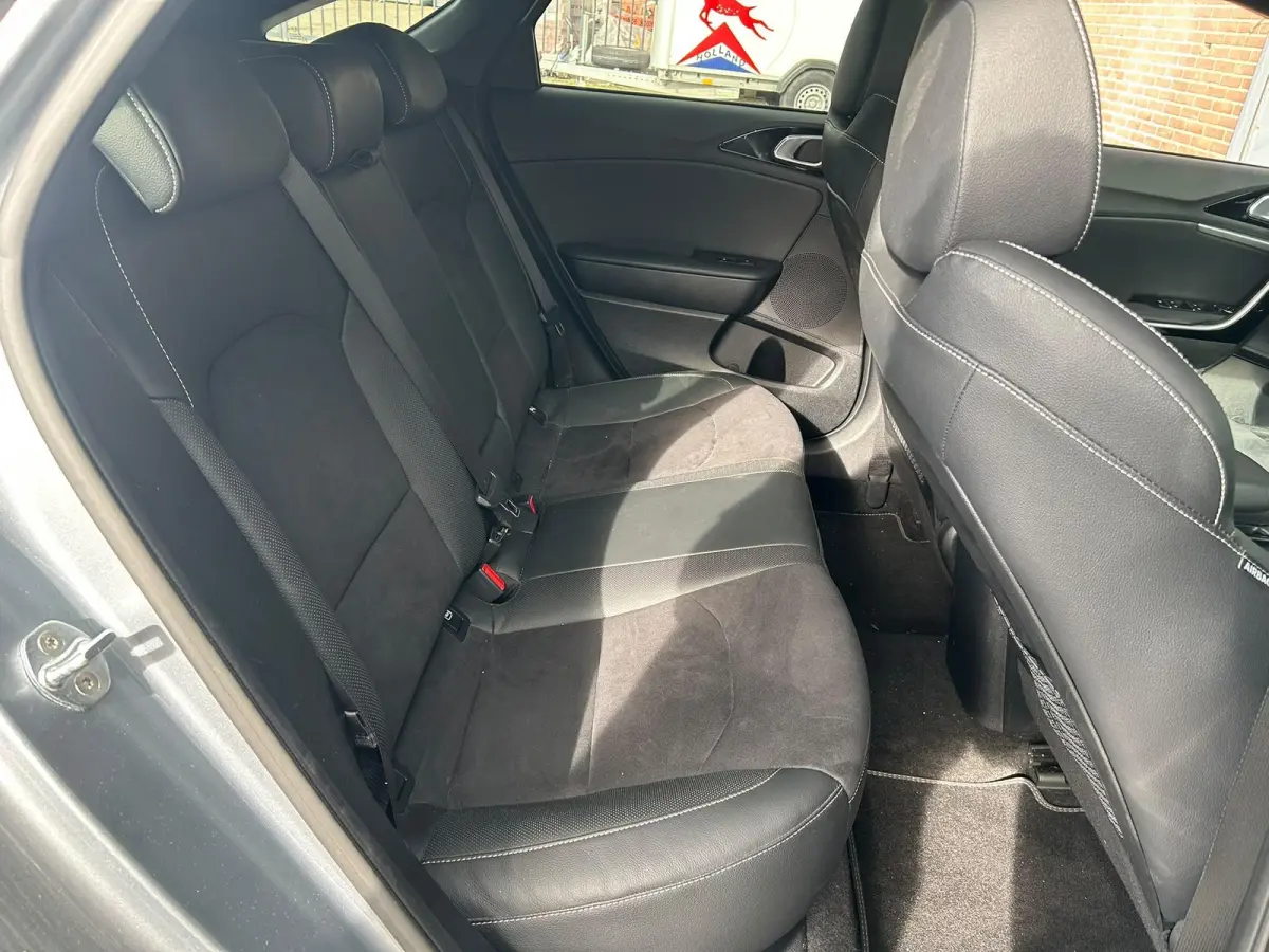 1.4 T-GDI GT-PLUSLINE I AUTOMAAT I MEMORY SEATS I STOELVERWARMING I P-CAMERA I APPLE CARPLAY