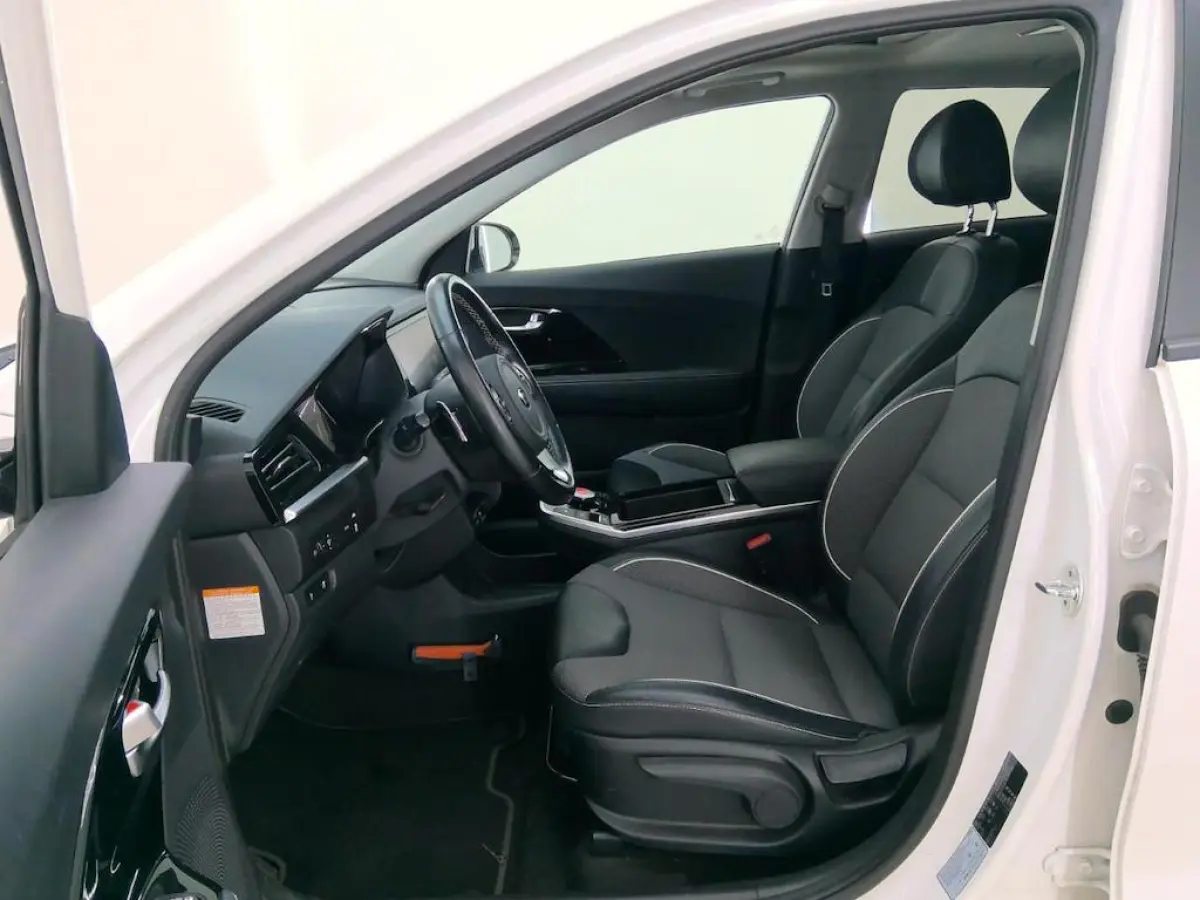 DYNAMICPLUSLINE 64 kWh (97% SOH) I AUTOMAAT I SCHUIF/KANTELDAK I ADAPTIVE CRUISE CONTROL I STOELVERWARMING