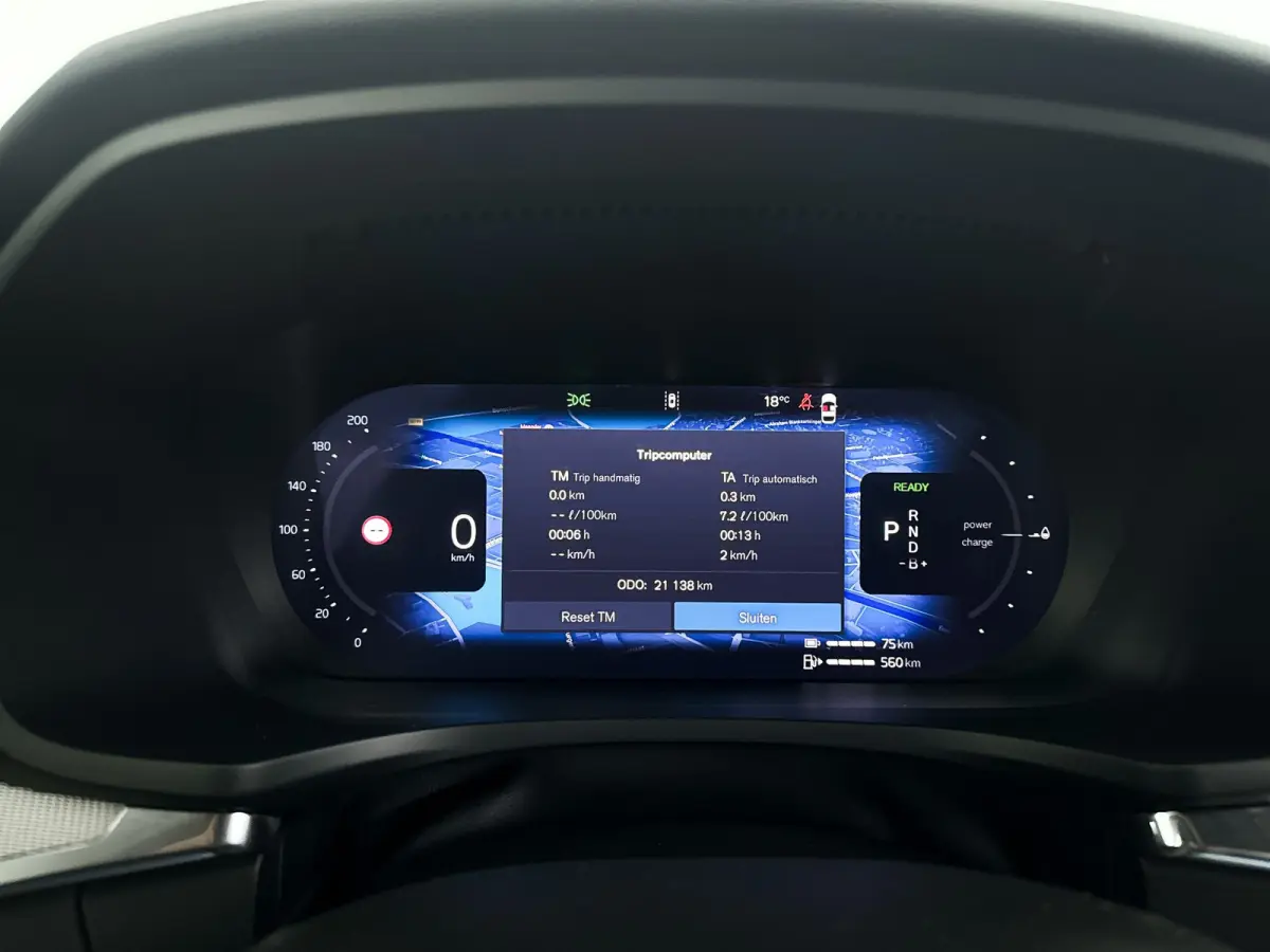 T8 Plug-in hybrid AWD Plus Dark | SOH 100% | Panoramadak | 360° camera | Head-up display | Harman Kardon | Stoel- en stuurverwarming | Trekhaak
