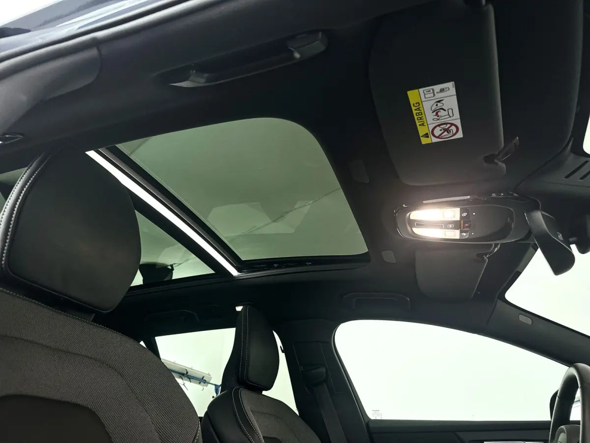 T8 Plug-in hybrid AWD Plus Dark | SOH 100% | Panoramadak | 360° camera | Head-up display | Harman Kardon | Stoel- en stuurverwarming | Trekhaak