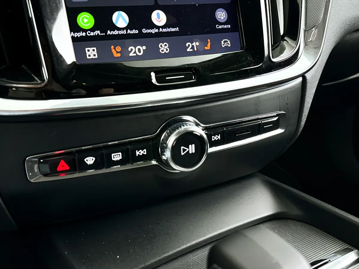 B3 Essential Edition | Parkeercamera | Stoel- en stuurverwarming | Trekhaak
