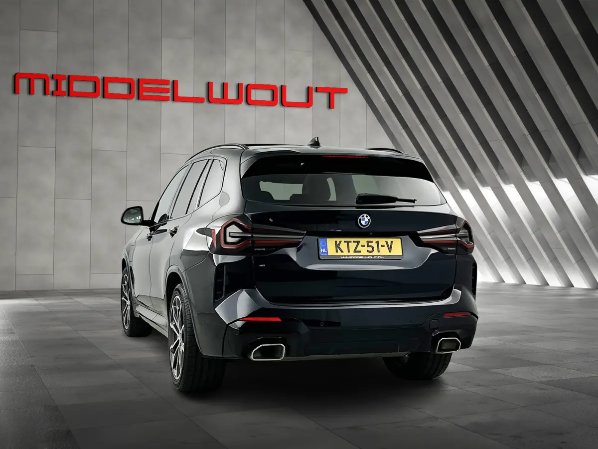 xDrive30e M-Sport High Exe. Pano-dak/Adap.Cruise/Memory/Head-Up Display