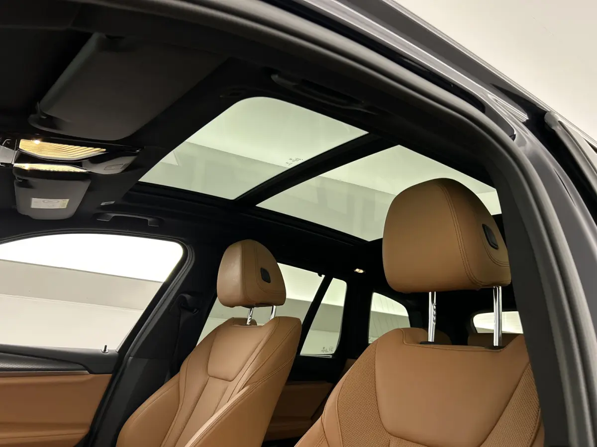 xDrive30e M-Sport High Exe. Pano-dak/Adap.Cruise/Memory/Head-Up Display