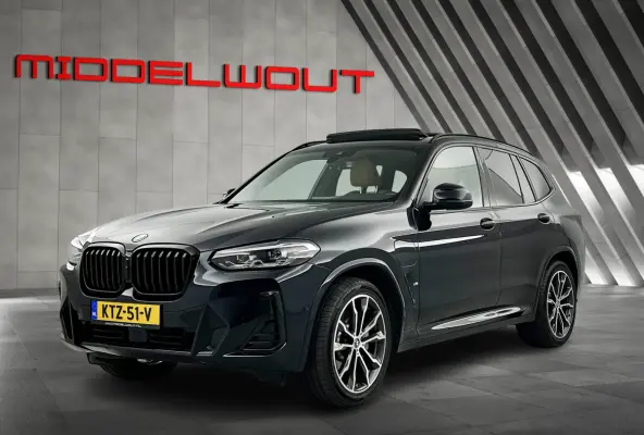 xDrive30e M-Sport High Exe. Pano-dak/Adap.Cruise/Memory/Head-Up Display
