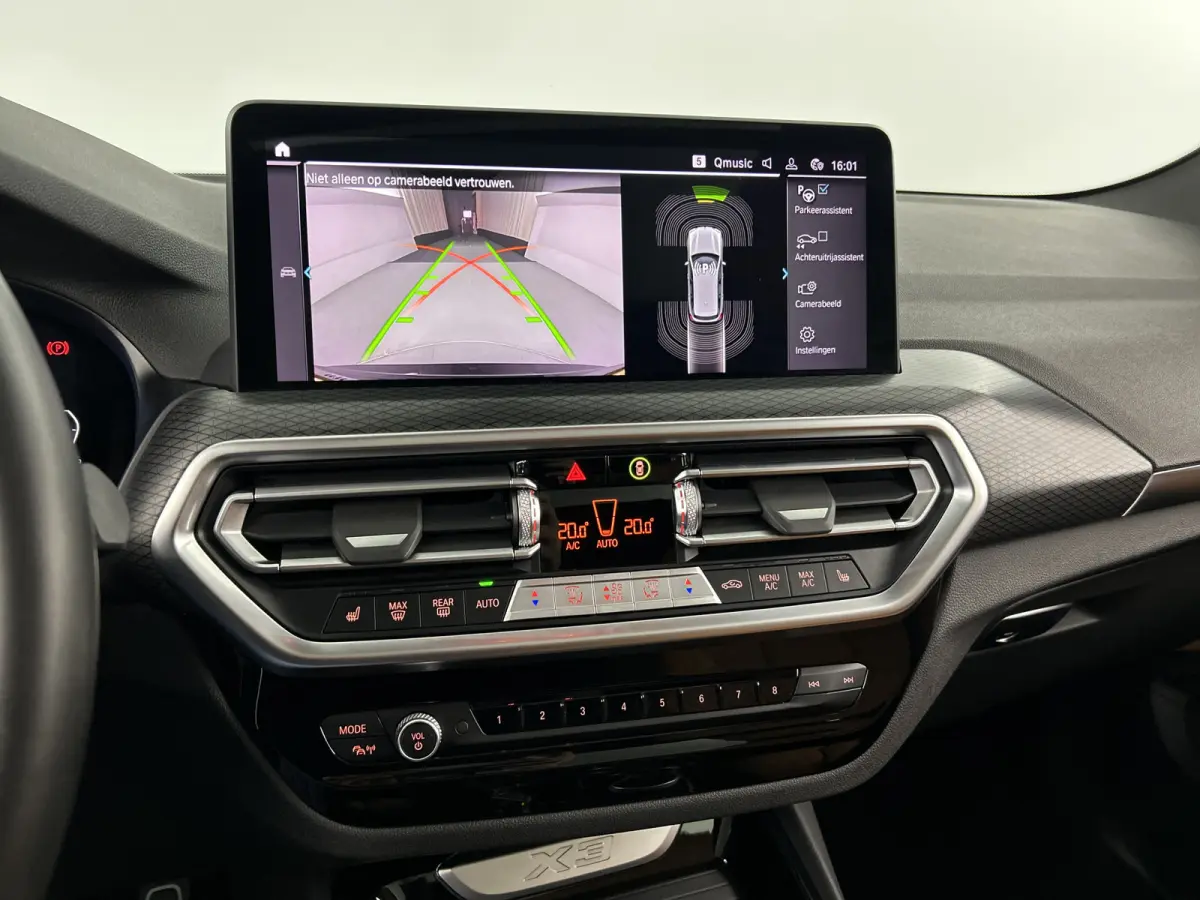 xDrive30e M-Sport High Exe. Pano-dak/Adap.Cruise/Memory/Head-Up Display