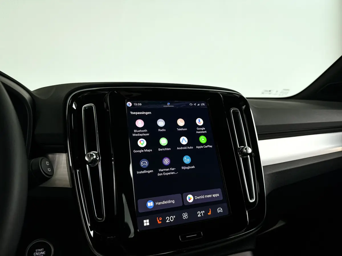 B4 Plus Dark | Parkeercamera | Harman Kardon | Stoel- en stuurverwarming | Trekhaak