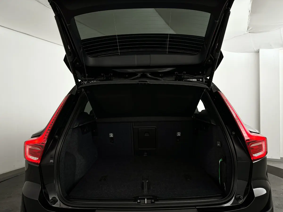 B4 Plus Dark | Parkeercamera | Harman Kardon | Stoel- en stuurverwarming | Trekhaak