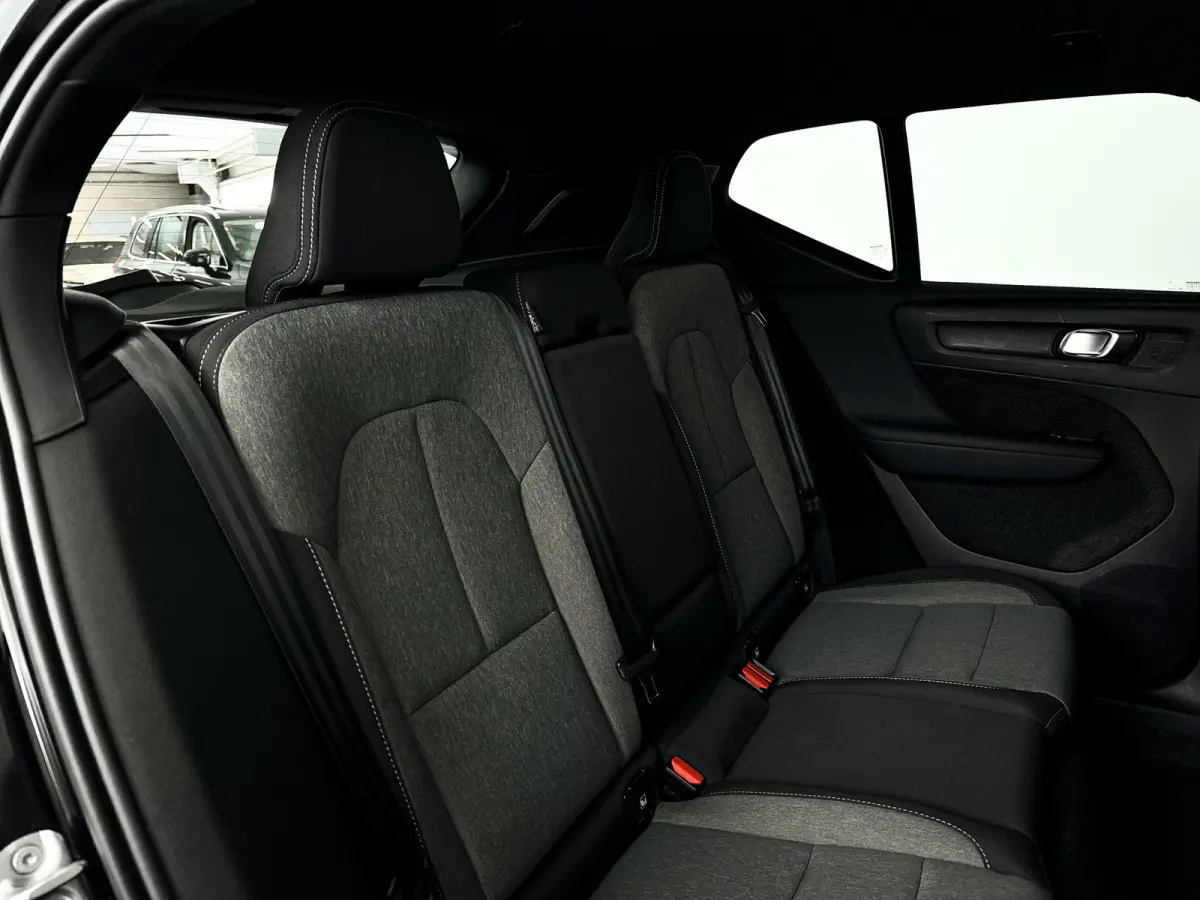 B4 Plus Dark | Parkeercamera | Harman Kardon | Stoel- en stuurverwarming | Trekhaak