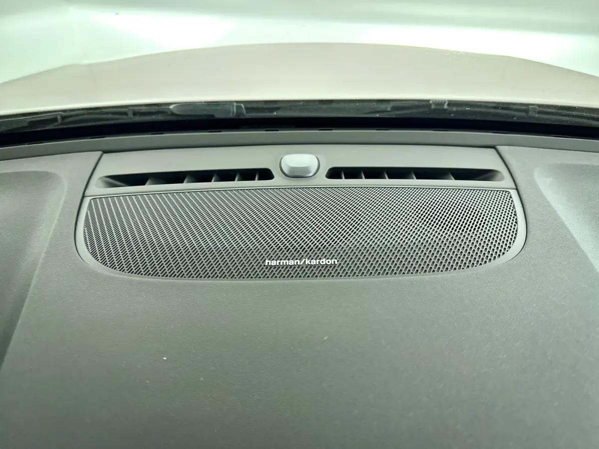 Single Motor Extended Range Plus 82 kWh | Parkeercamera | Harman Kardon | Stoel- en stuurverwarming | Trekhaak