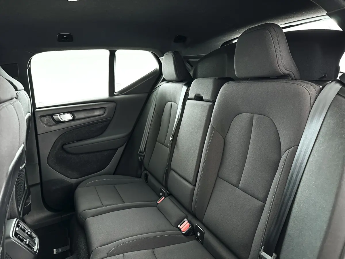 Single Motor Extended Range Plus 82 kWh | Parkeercamera | Harman Kardon | Stoel- en stuurverwarming | Trekhaak
