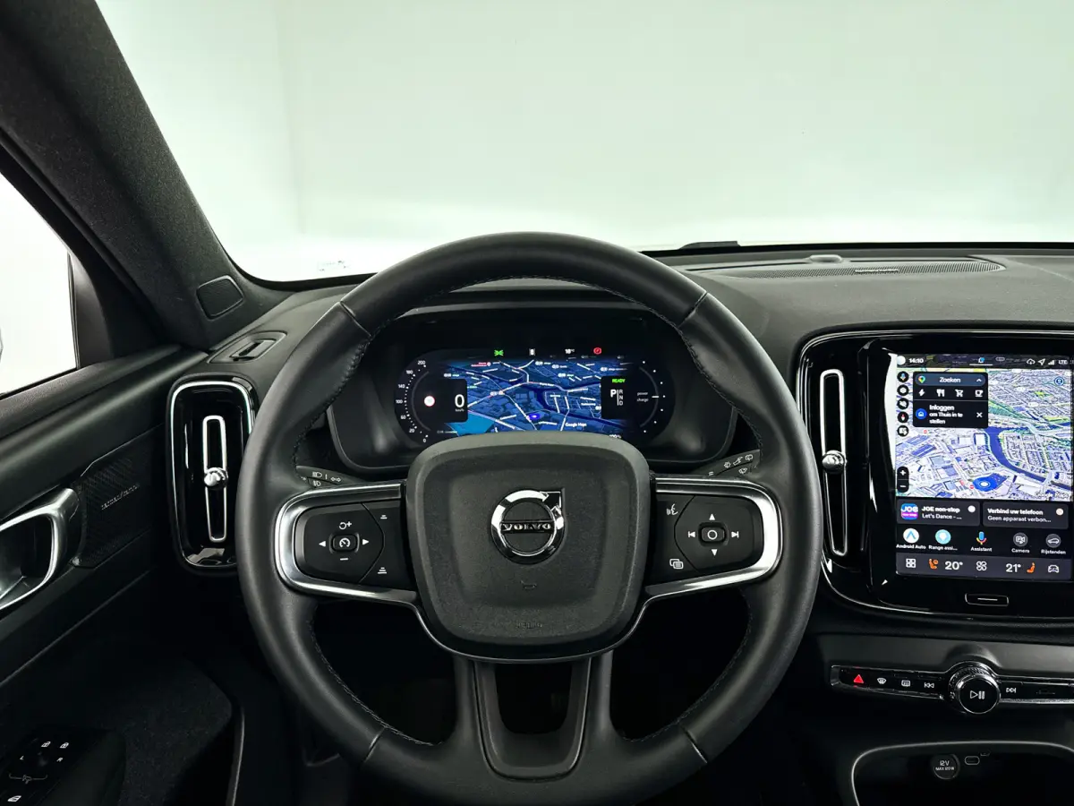 Single Motor Extended Range Plus 82 kWh | Parkeercamera | Harman Kardon | Stoel- en stuurverwarming | Trekhaak