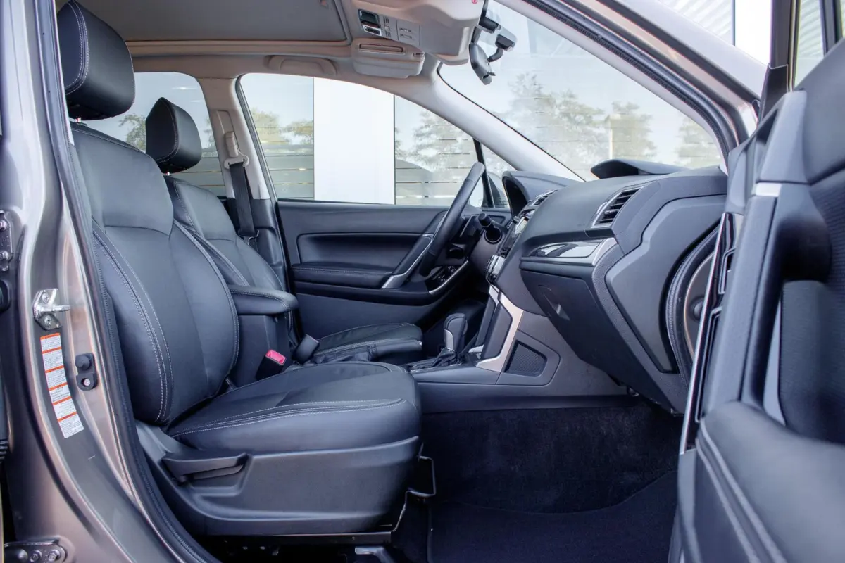 2.0 CVT Premium | Eyesight | Trekhaak | Navigatie | Lederen bekleding |