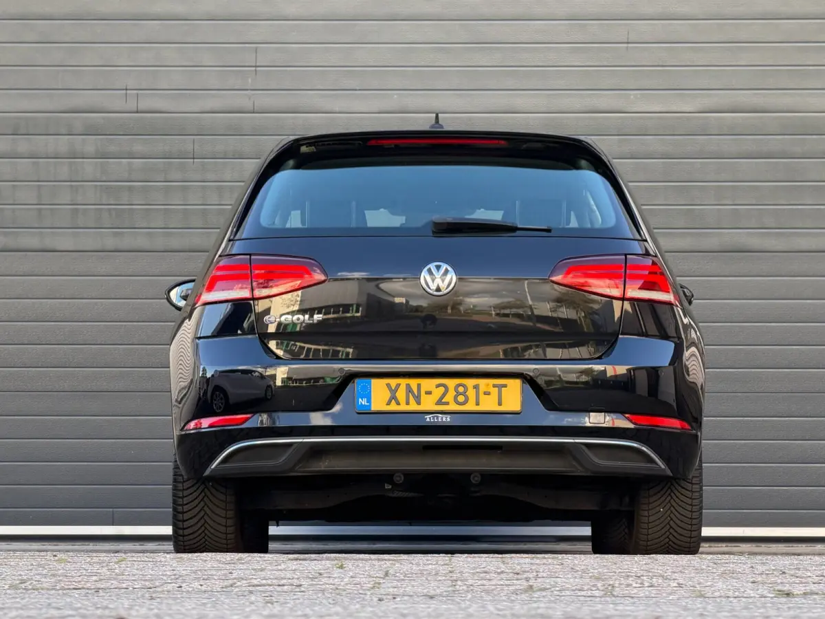 E-Golf|SOH 100%|NAP|TREKHAAK|NAVI|17INCH|
