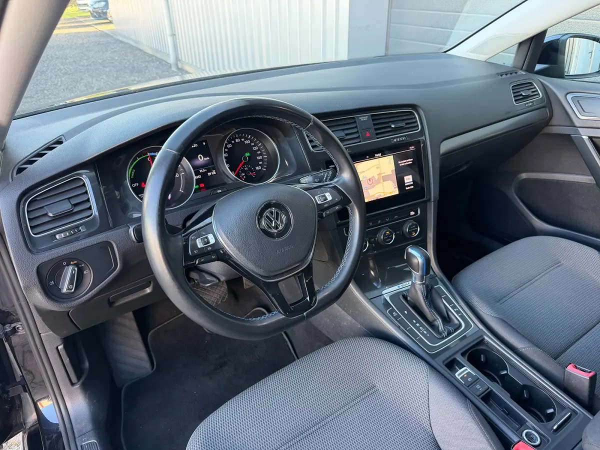 E-Golf|SOH 100%|NAP|TREKHAAK|NAVI|17INCH|