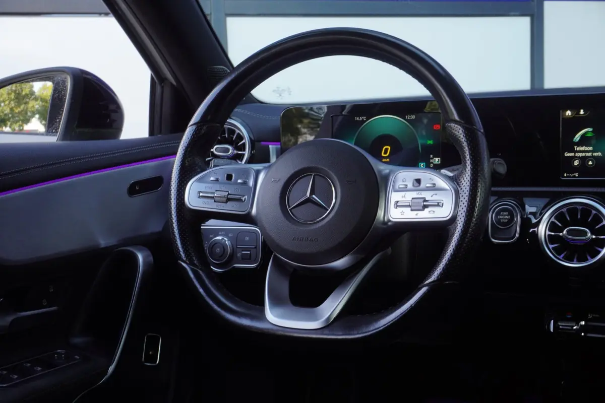 250 e Business Line AMG PHEV / Camera / Navi / Sfeer-verl / Stoelverwarm. / LED / = DECEMBER 2020 !!