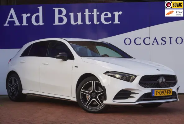 250 e Business Line AMG PHEV / Camera / Navi / Sfeer-verl / Stoelverwarm. / LED / = DECEMBER 2020 !!