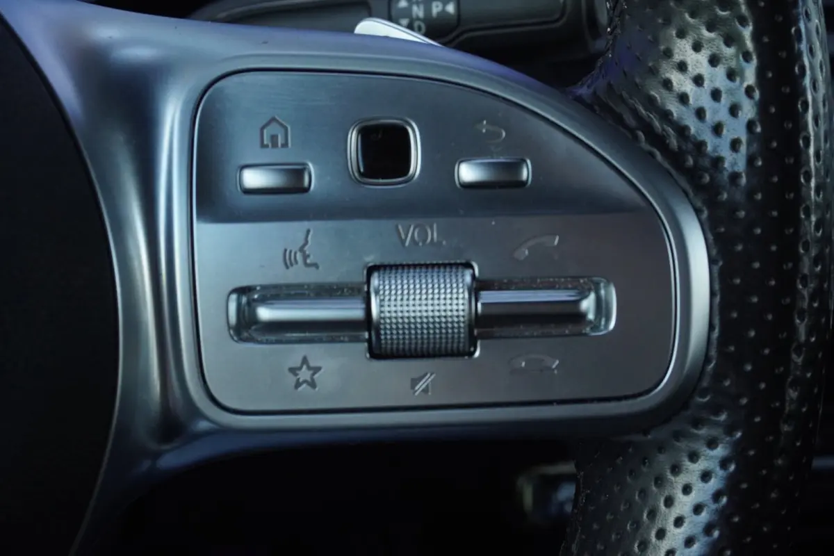 250 e Business Line AMG PHEV / Camera / Navi / Sfeer-verl / Stoelverwarm. / LED / = DECEMBER 2020 !!