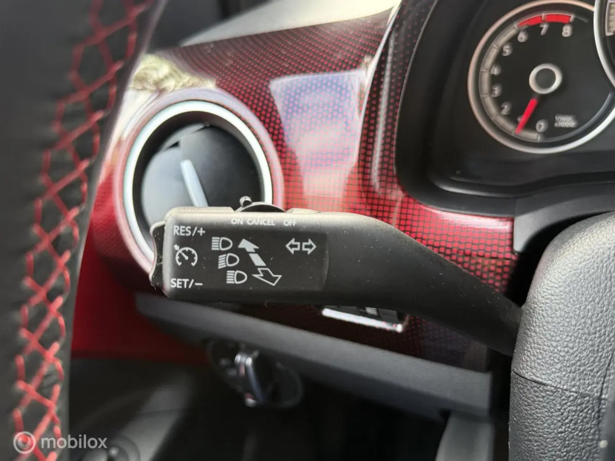 Up! 1.0 TSI GTI | PDC | Cruise | Dealer OH |