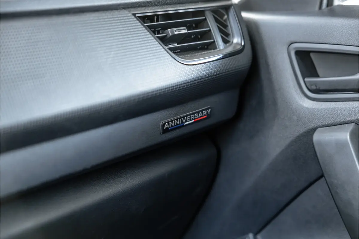 Sport 1.5 Blue dCi | ACC | LED | Trekhaak | Stoelverwarming | Blind Spot | Climate control | DAB | Orig. NL auto | Nieuwe APK | Dealer onderhouden