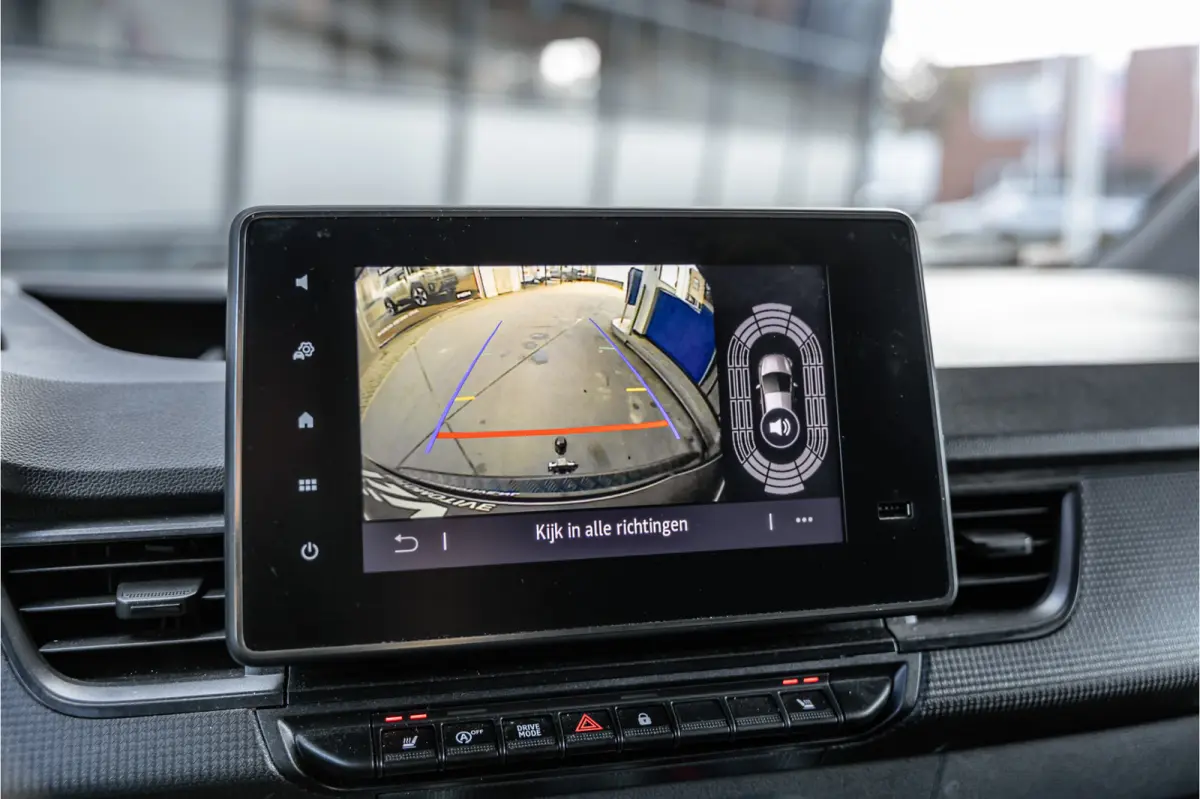 Sport 1.5 Blue dCi | ACC | LED | Trekhaak | Stoelverwarming | Blind Spot | Climate control | DAB | Orig. NL auto | Nieuwe APK | Dealer onderhouden