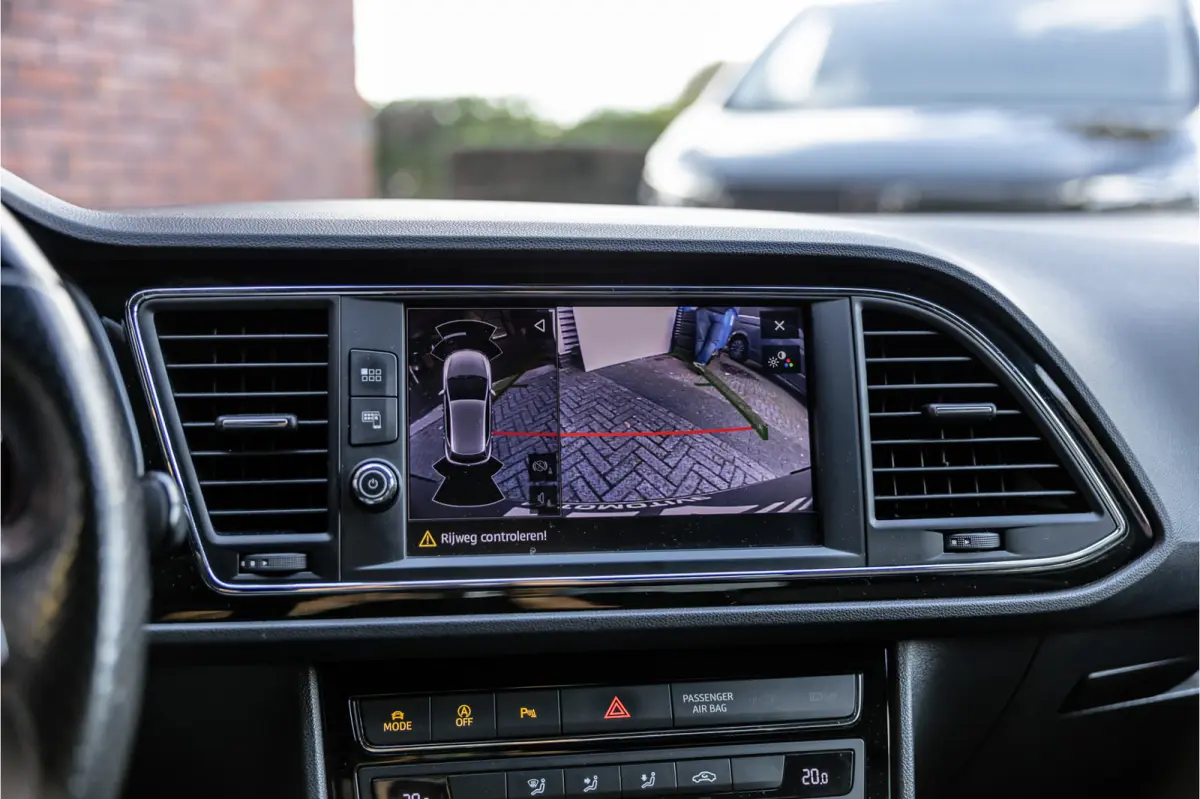 1.4 EcoTSI 150 PK FR | Camera | Bi-Xenon | CarPlay | Lederen bekleding | PDC | Cruise control | Airco | Nieuwe APK