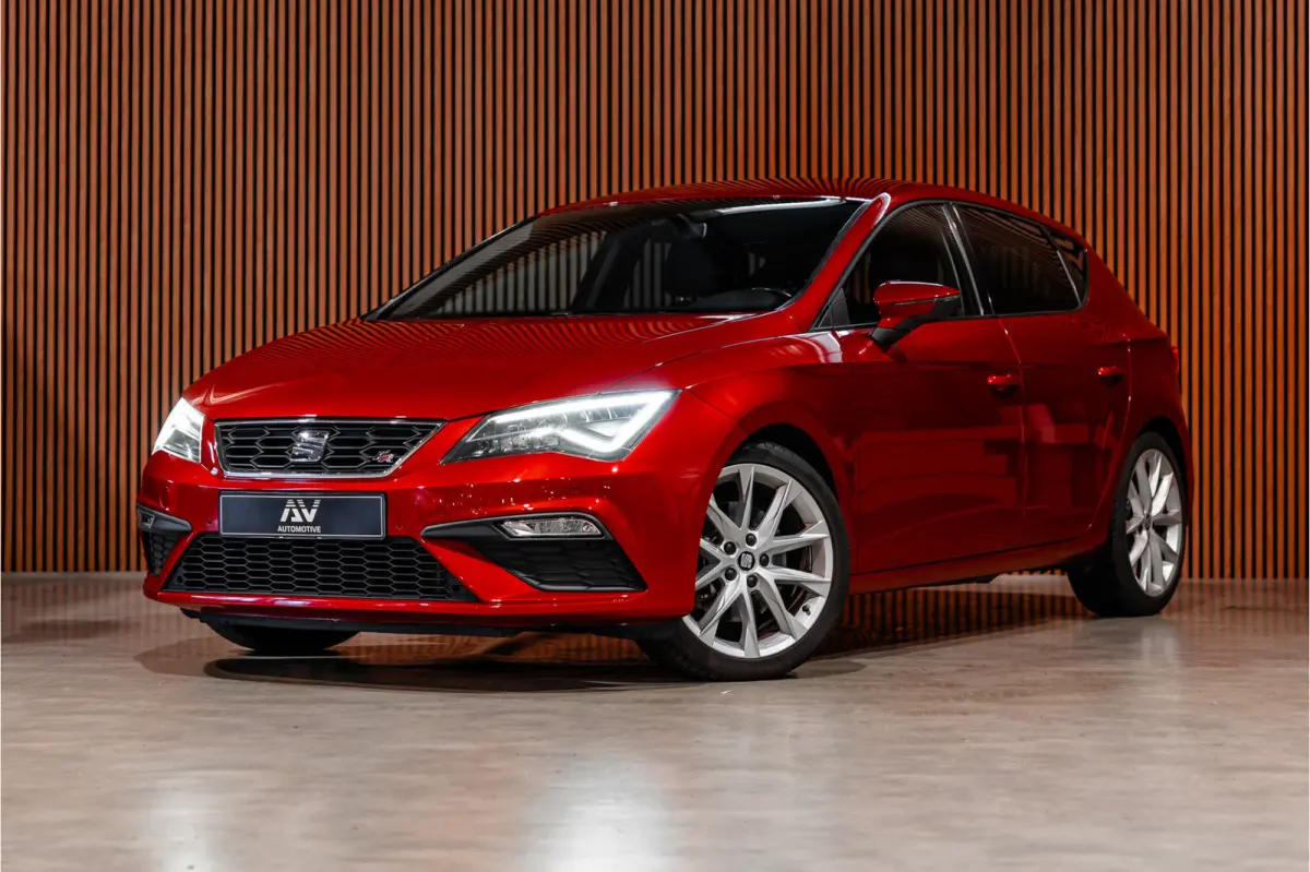 1.4 EcoTSI 150 PK FR | Camera | Bi-Xenon | CarPlay | Lederen bekleding | PDC | Cruise control | Airco | Nieuwe APK