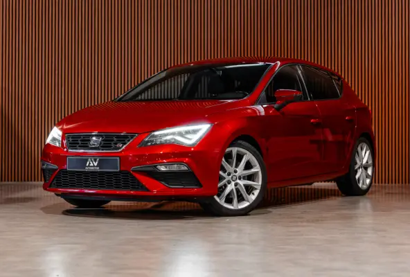 1.4 EcoTSI 150 PK FR | Camera | Bi-Xenon | CarPlay | Lederen bekleding | PDC | Cruise control | Airco | Nieuwe APK