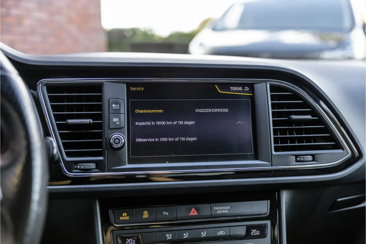 1.4 EcoTSI 150 PK FR | Camera | Bi-Xenon | CarPlay | Lederen bekleding | PDC | Cruise control | Airco | Nieuwe APK
