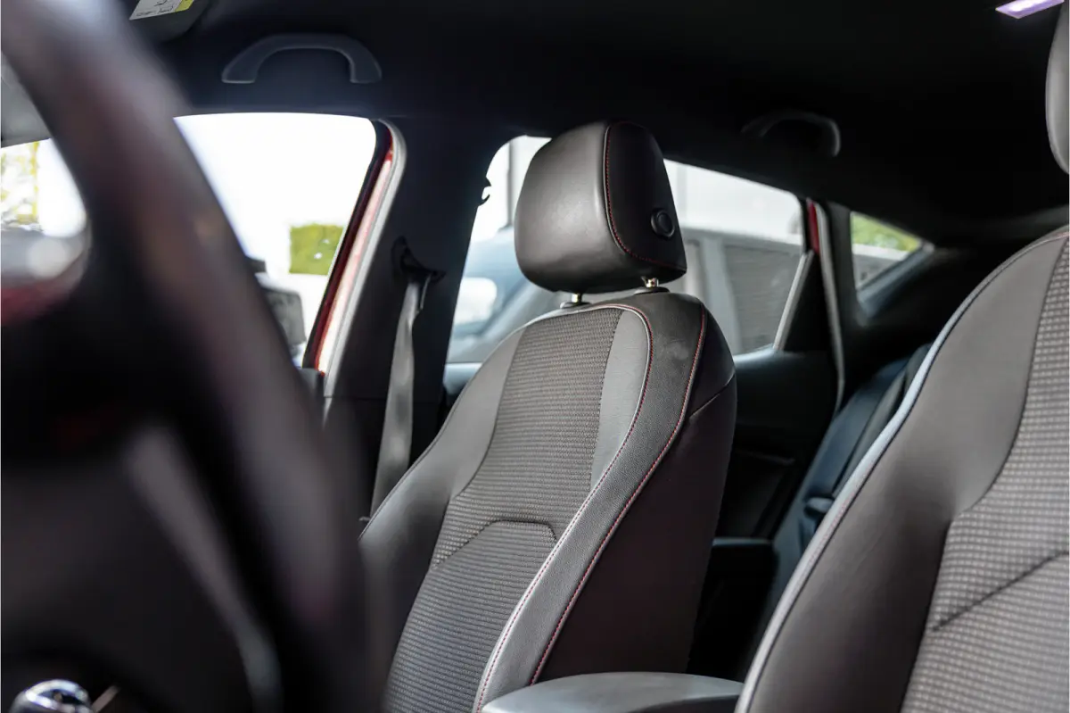 1.4 EcoTSI 150 PK FR | Camera | Bi-Xenon | CarPlay | Lederen bekleding | PDC | Cruise control | Airco | Nieuwe APK
