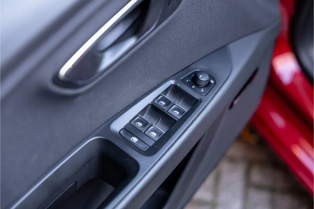 1.4 EcoTSI 150 PK FR | Camera | Bi-Xenon | CarPlay | Lederen bekleding | PDC | Cruise control | Airco | Nieuwe APK