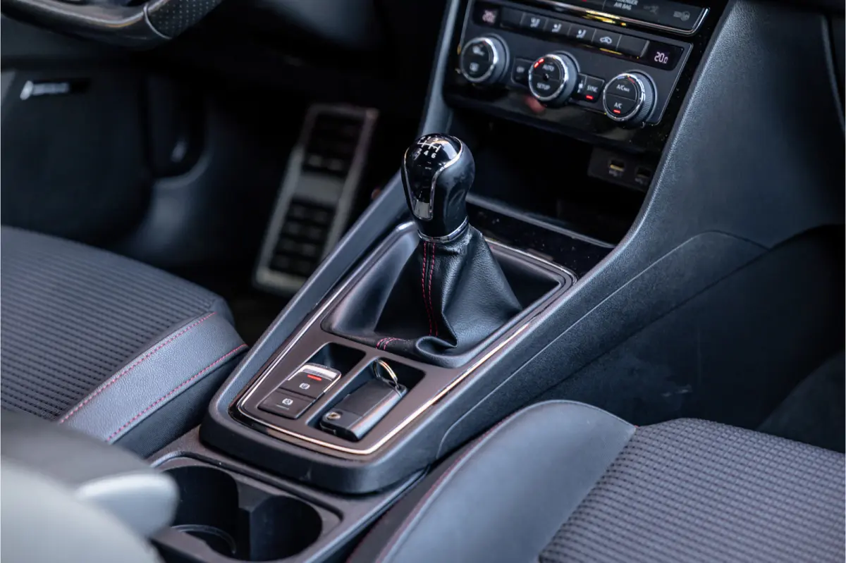 1.4 EcoTSI 150 PK FR | Camera | Bi-Xenon | CarPlay | Lederen bekleding | PDC | Cruise control | Airco | Nieuwe APK