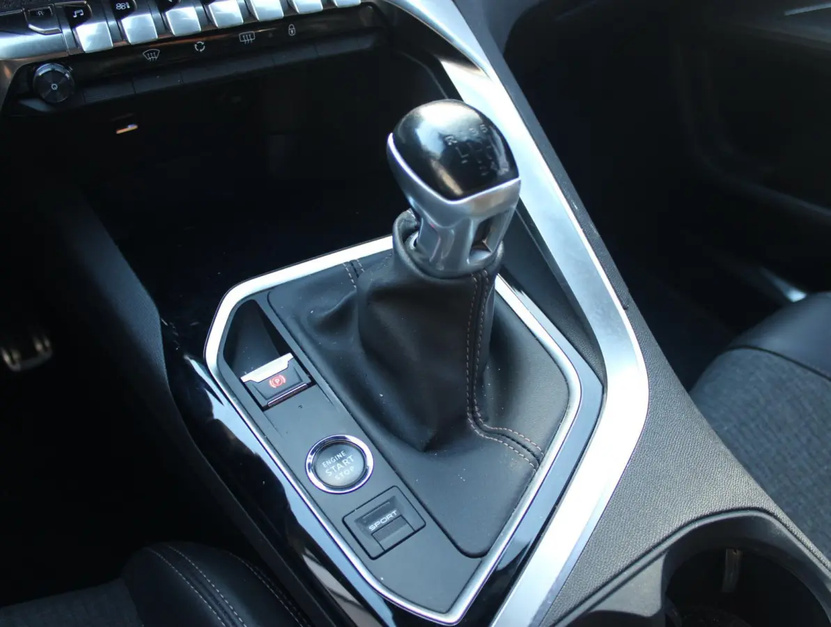 1.2 PureTech GT Line Keyless|LED|Carplay|Camera