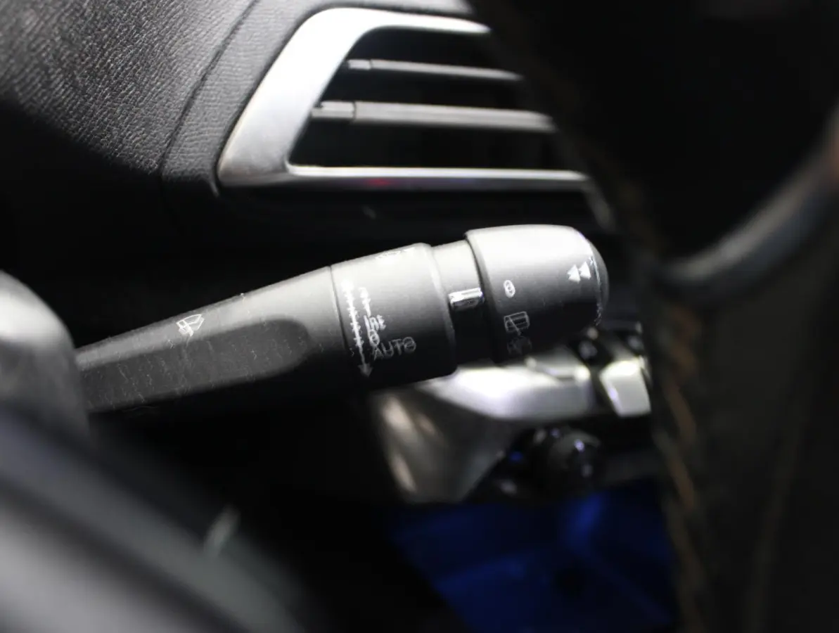 1.2 PureTech GT Line Keyless|LED|Carplay|Camera