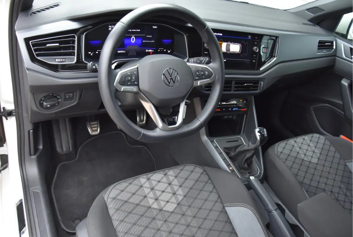1.0 TSI 2 X R-Line Fabrieks garantie Nieuwstaat! NAP