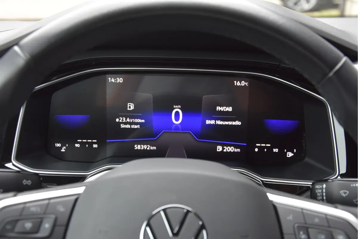 1.0 TSI 2 X R-Line Fabrieks garantie Nieuwstaat! NAP
