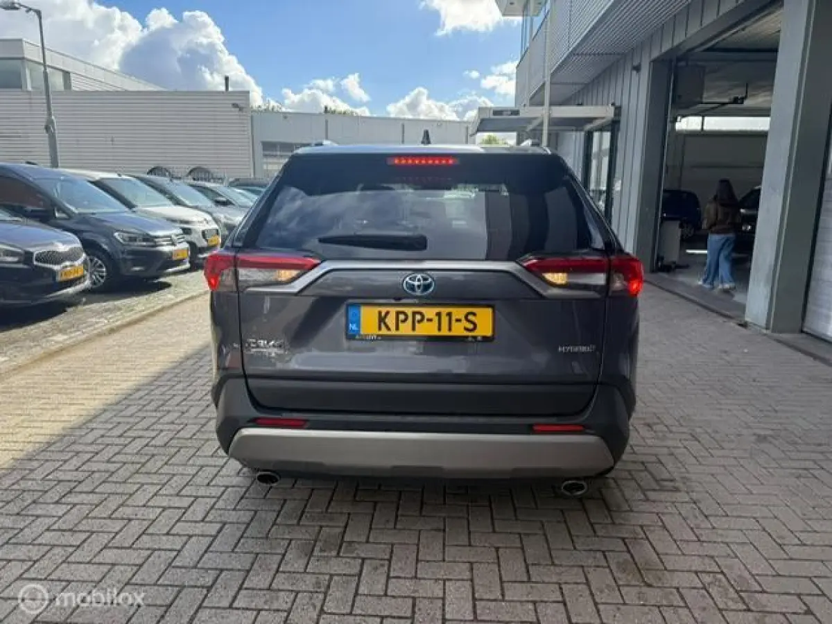 2.5 Hybrid AWD Executive Nieuwstaat