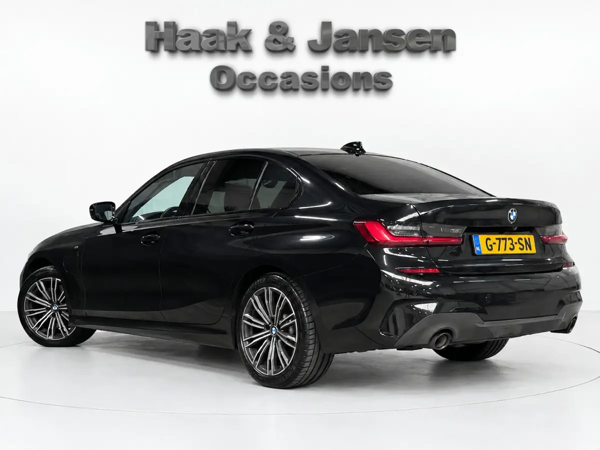 330e eDrive Edition M-Pakket Harman Kardon Stoelverwarming Leer