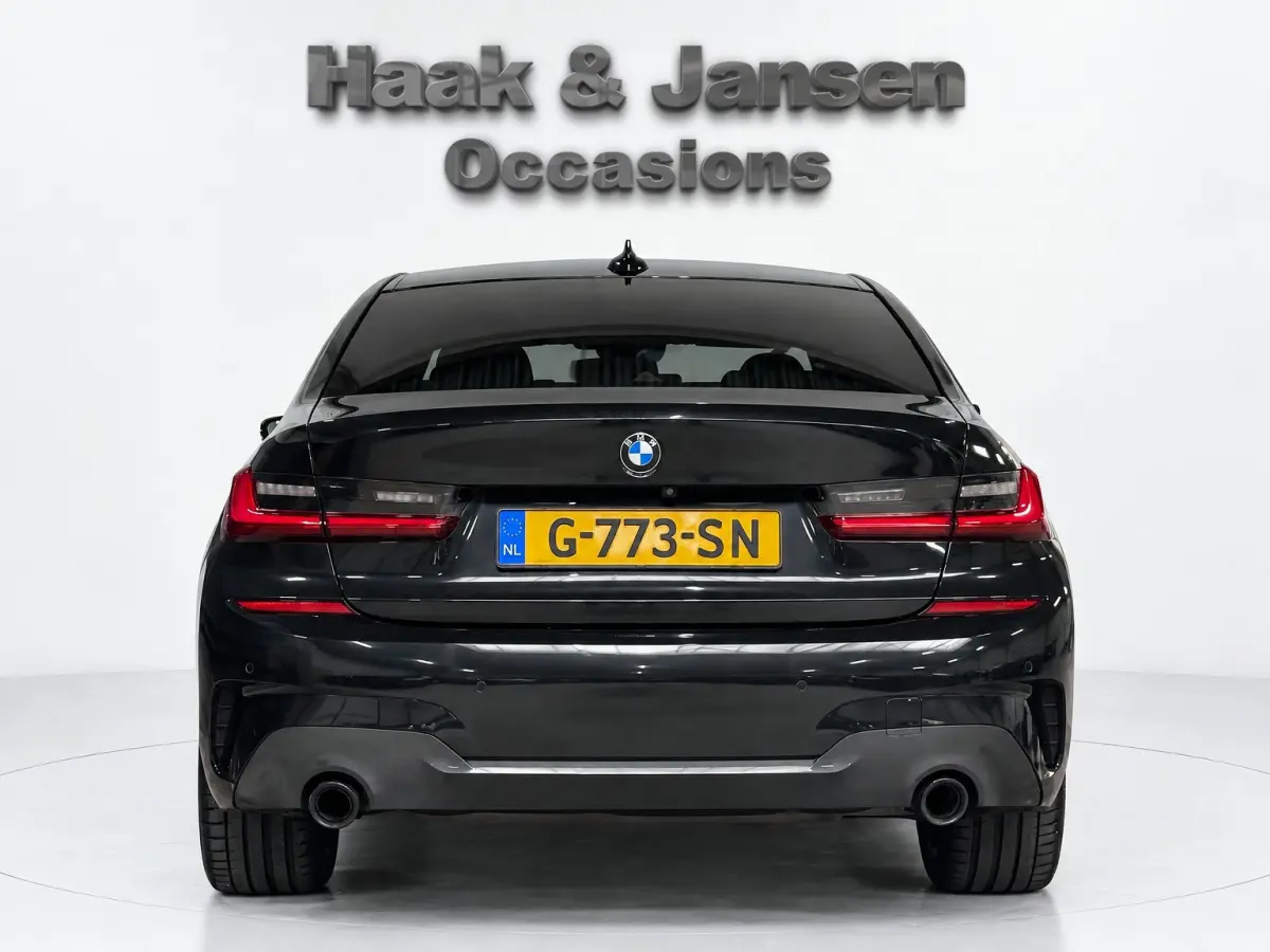 330e eDrive Edition M-Pakket Harman Kardon Stoelverwarming Leer