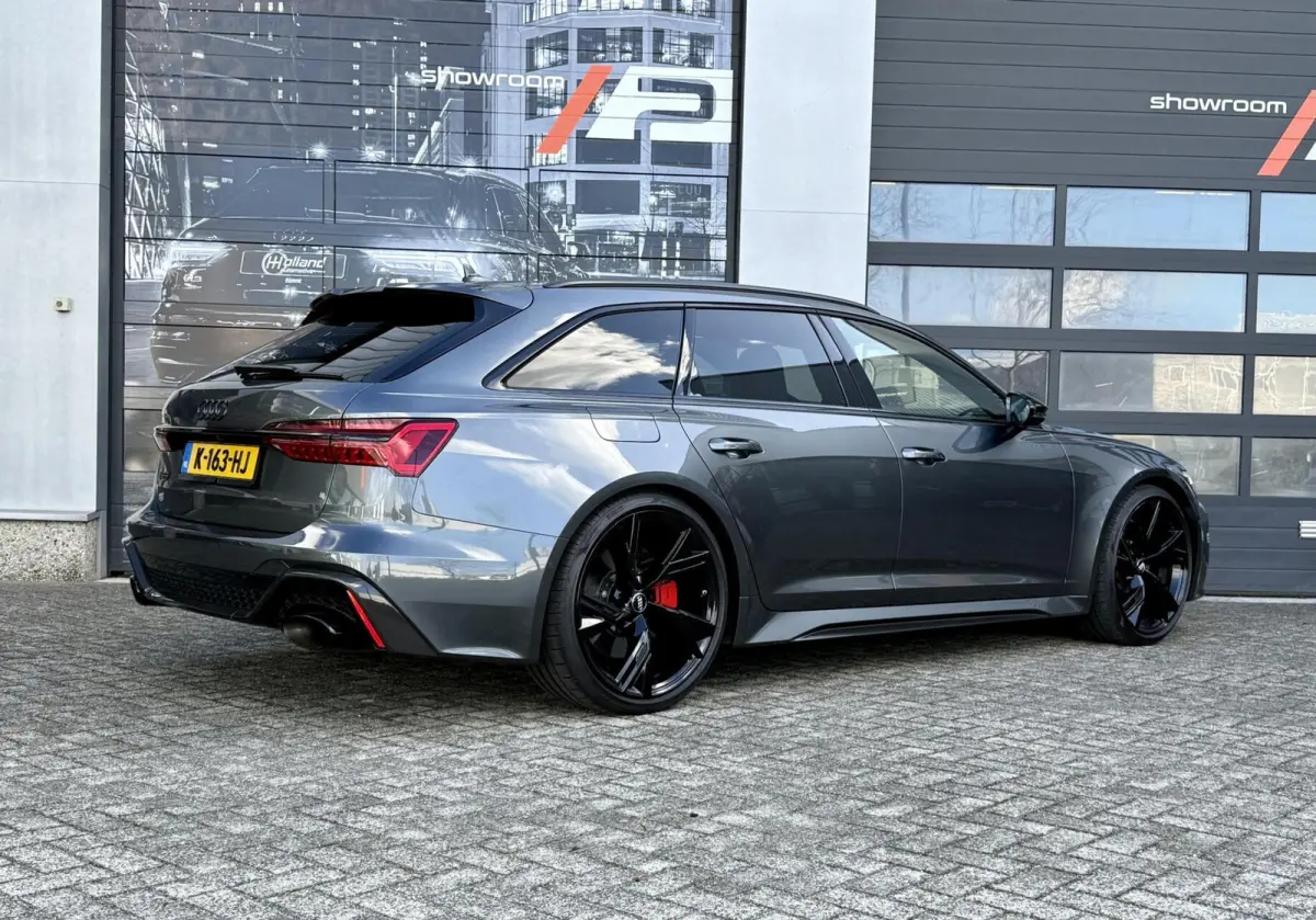 RS 6 TFSI quattro|ceramic|B&O 3D| full!