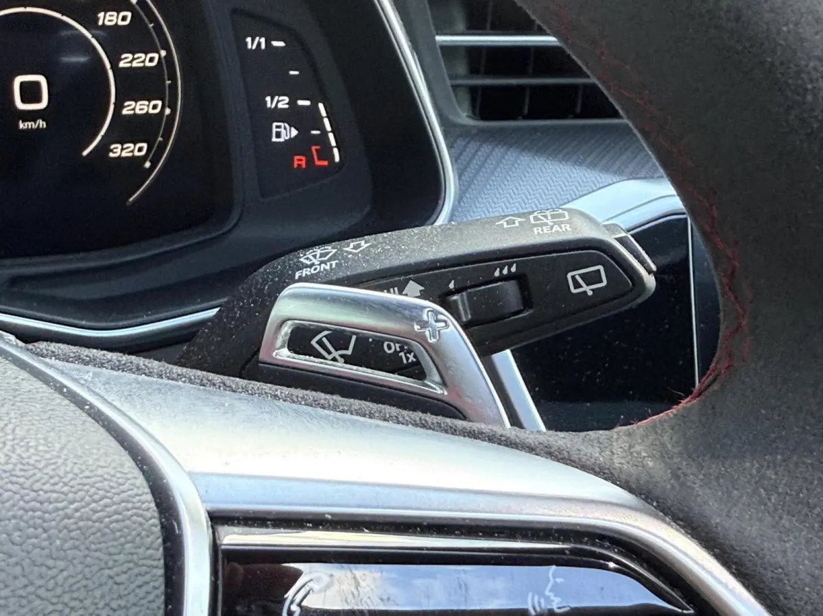 RS 6 TFSI quattro|ceramic|B&O 3D| full!